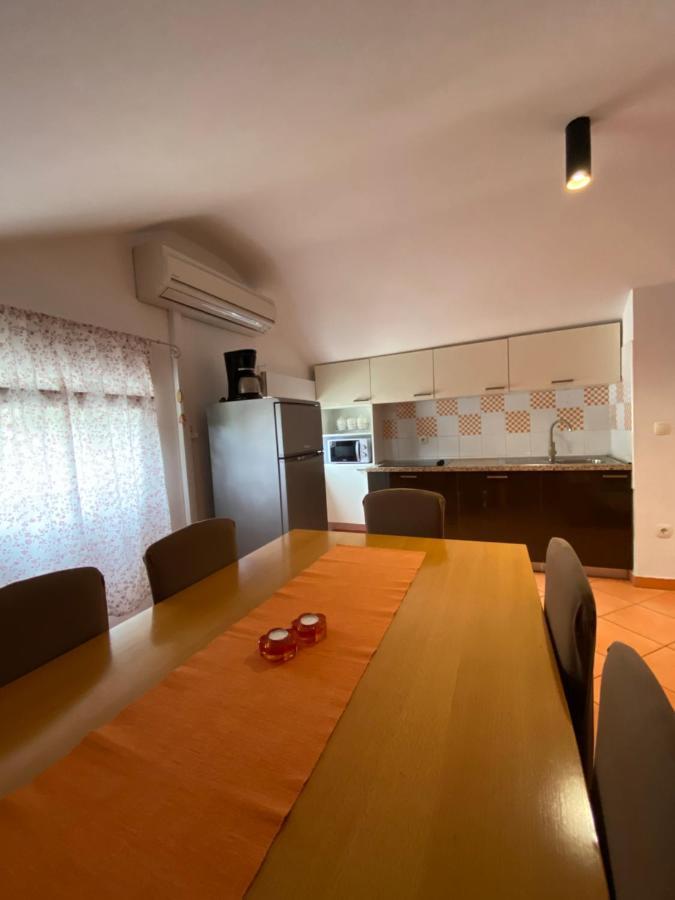 Apartment Lara Rab Town Extérieur photo
