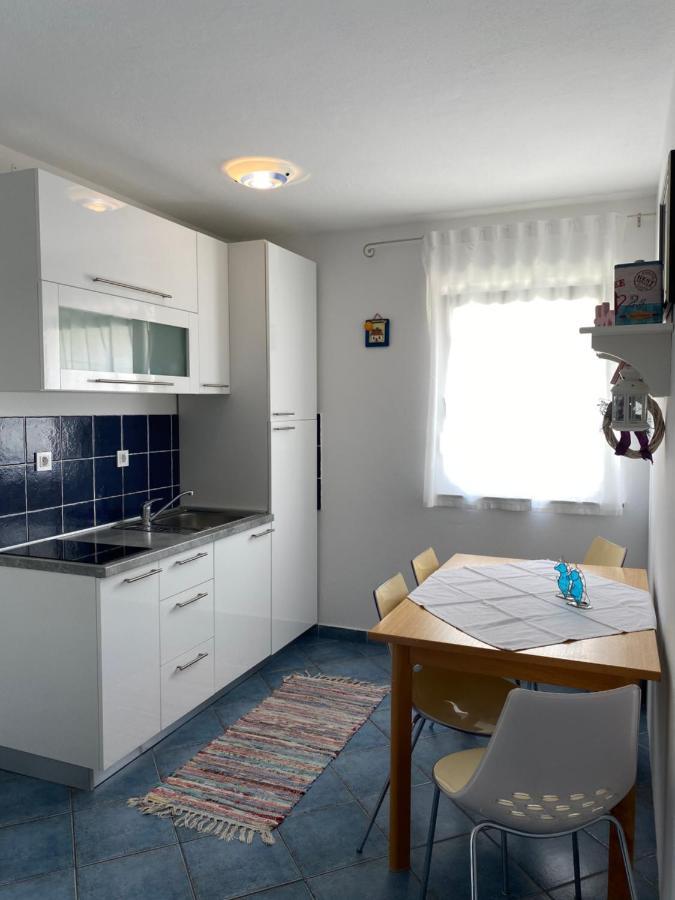 Apartment Lara Rab Town Extérieur photo