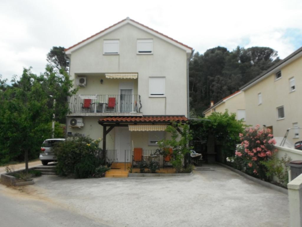 Apartment Lara Rab Town Extérieur photo